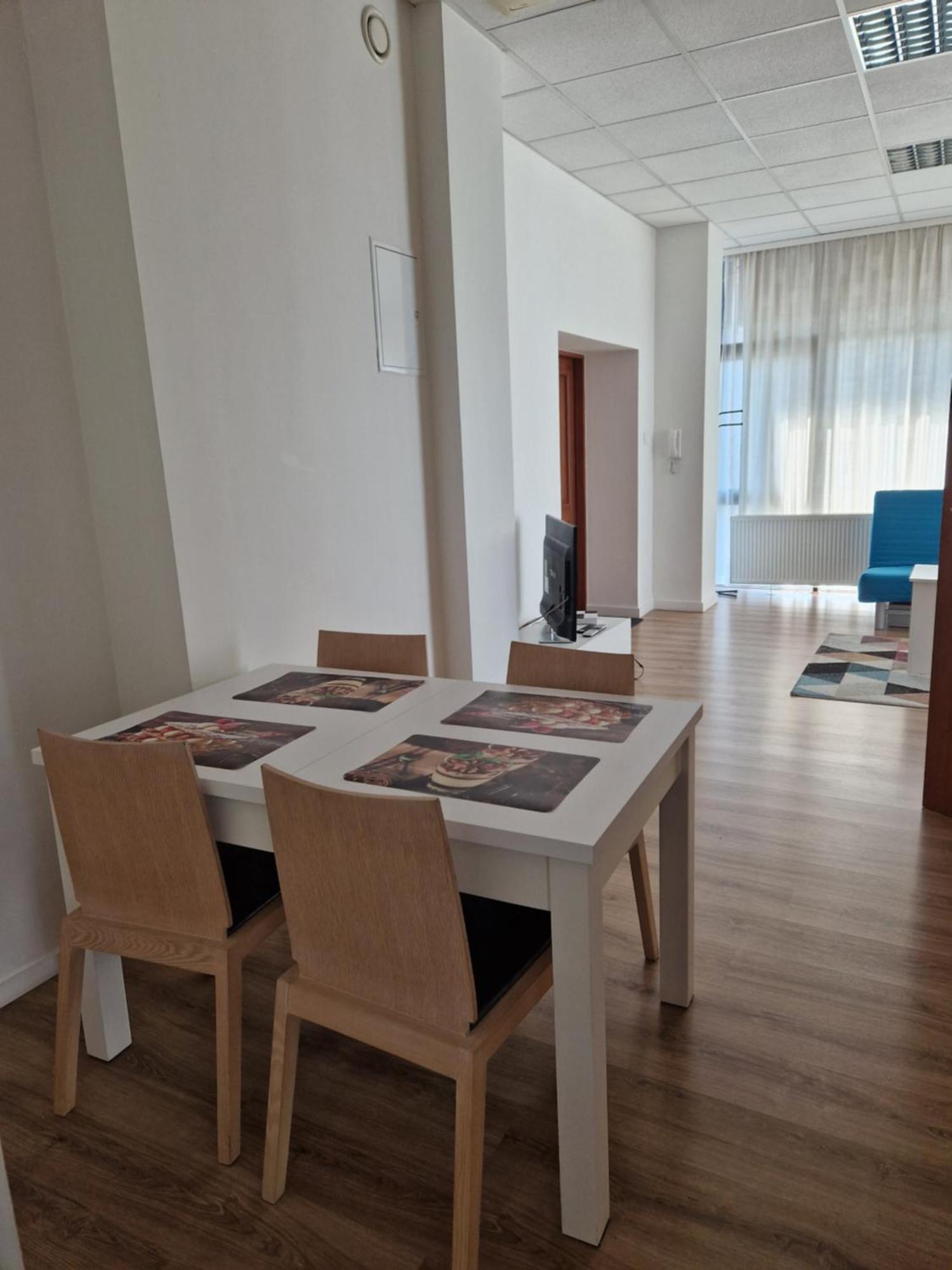 Apartamenty „Lofty W Piecowni” ววอตซวาเวก ภายนอก รูปภาพ